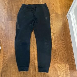 Mens Nike tech fleece black joggers